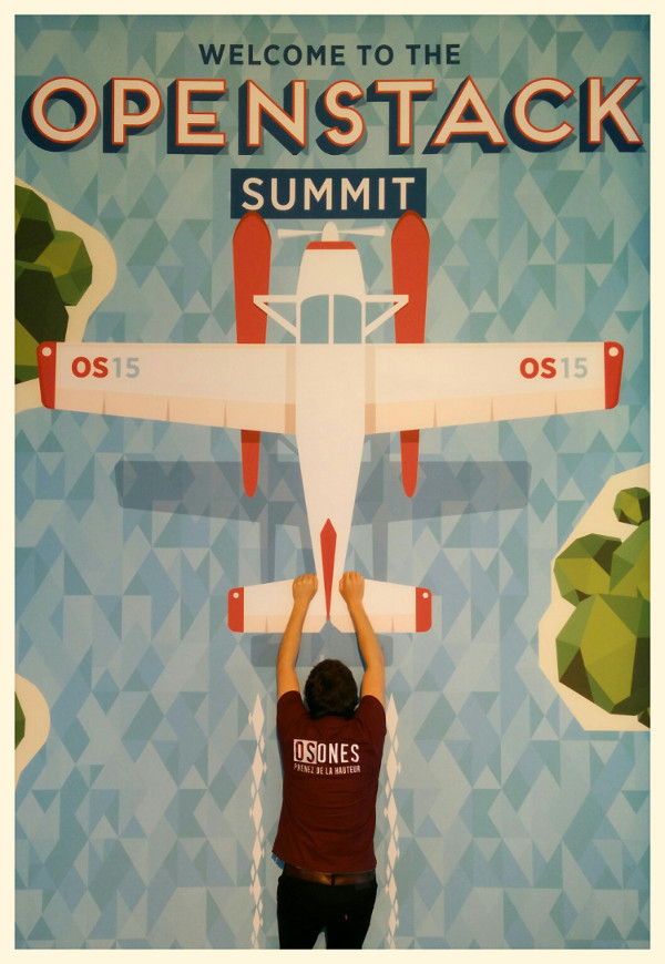 Quelqu'un se tient à l'avion...